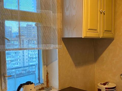 квартира за адресою Академіка Булаховського вул., 28-Б