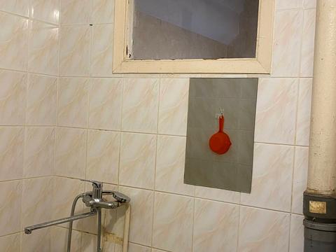 квартира за адресою Академіка Булаховського вул., 28-Б