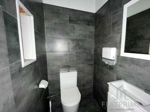 комерційна за адресою Київ, Євгена Коновальця вул. (Щорса), 26