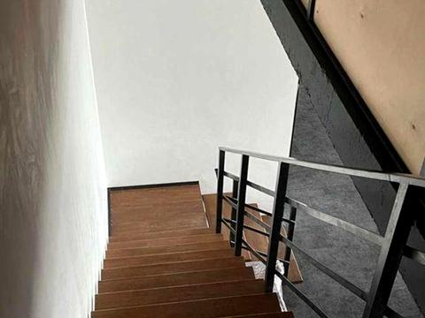 комерційна за адресою Київ, Євгена Коновальця вул. (Щорса), 26