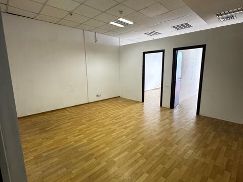 комерційна за адресою В'ячеслава Чорновола просп. (), 67г