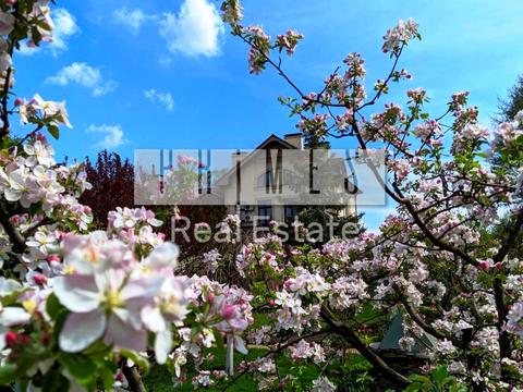 дом по адресу Центральна