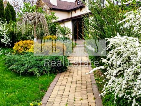 дом по адресу Центральна