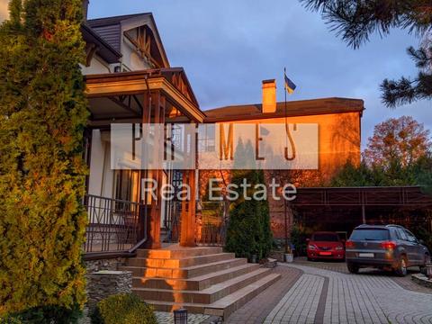 дом по адресу Центральна