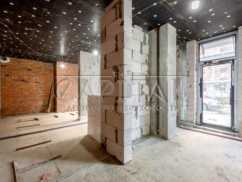 комерційна за адресою Київ, Тадея Рильського бульв., 1