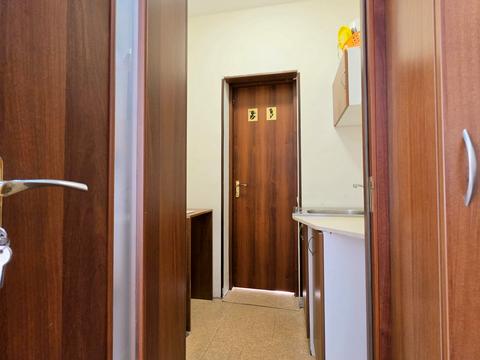 коммерческая по адресу Николая Михновского бульв. (Дружбы народов), 14-16