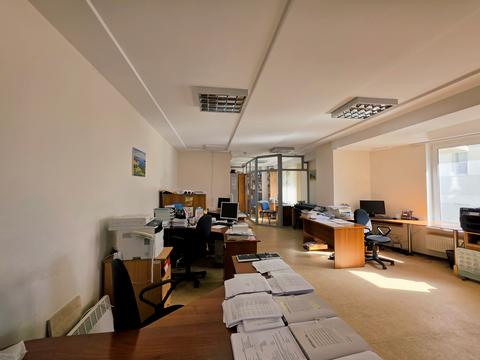 коммерческая по адресу Николая Михновского бульв. (Дружбы народов), 14-16