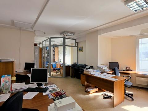 коммерческая по адресу Николая Михновского бульв. (Дружбы народов), 14-16