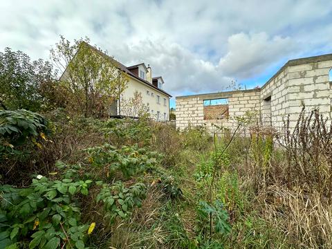 ділянка за адресою Вишнева вул., 18