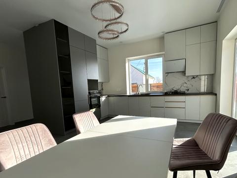 будинок за адресою Весняна вул., 13