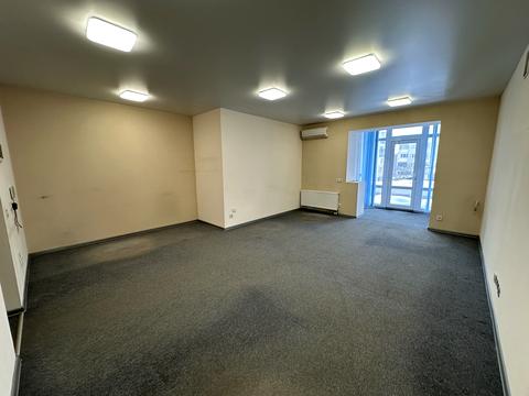 комерційна за адресою Січових Стрільців вул., 2в