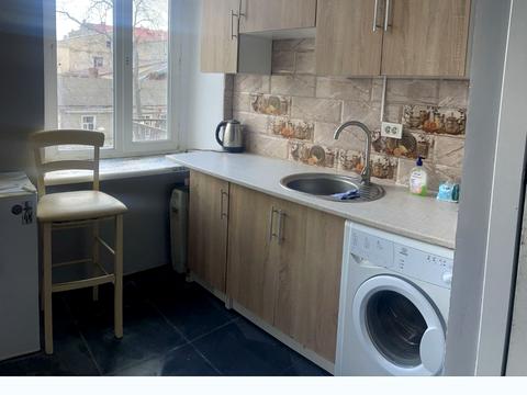 квартира за адресою Пастера вул., 34