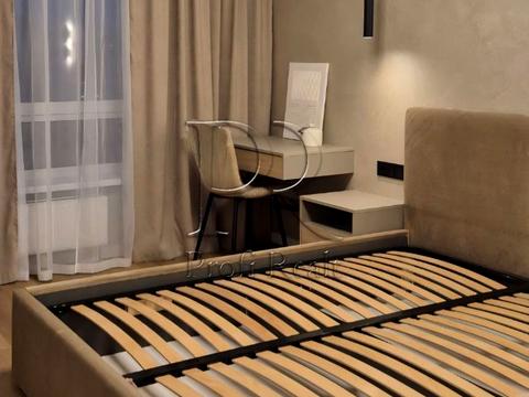 квартира за адресою Олександра Олеся вул., 5-А