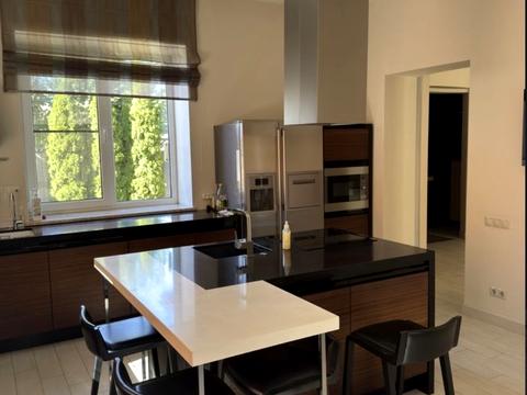 будинок за адресою смт. Слобожанське, Абрикосова