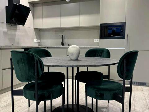 дом по адресу Озерна