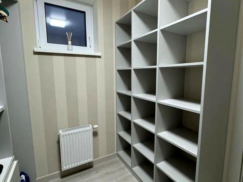 дом по адресу Озерна