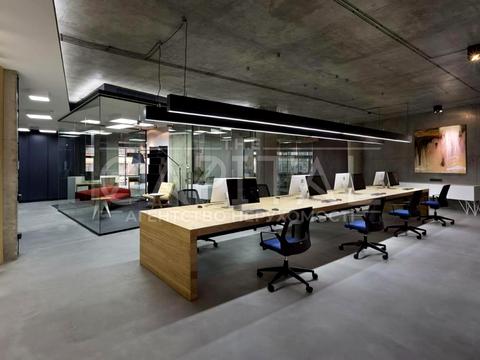 комерційна за адресою Євгена Коновальця вул. (Щорса), 36Д