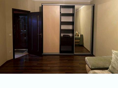 квартира за адресою Разумовська вул., 10/12