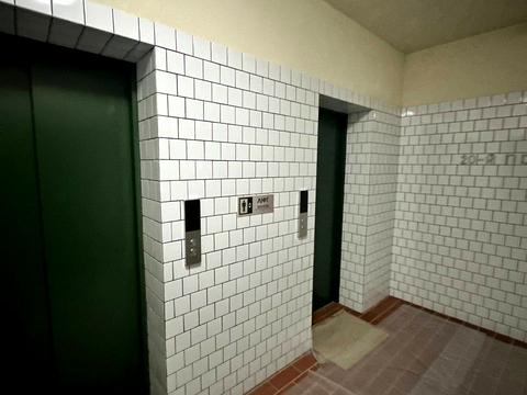 квартира за адресою Вавилових вул., 11