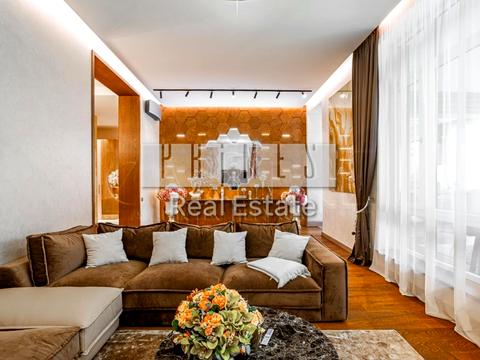 будинок за адресою с. Нові Безрадичі, Сонячна вул., 6