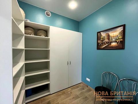 комерційна за адресою Михайла Максимовича вул. (Онуфрія Трутенка), 26-Б