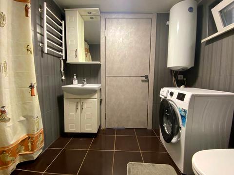 будинок за адресою Дніпровська