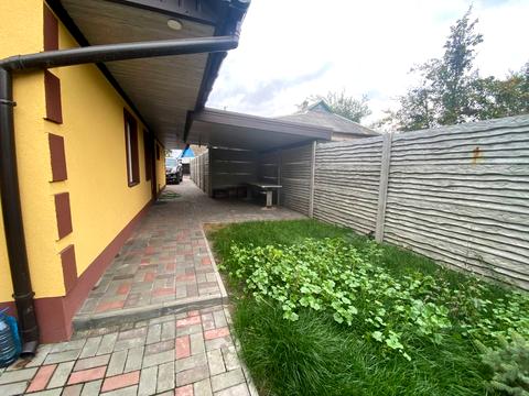 будинок за адресою Дніпровська