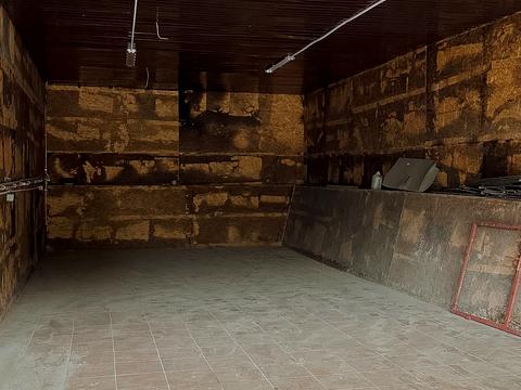 комерційна за адресою Рівненська, 80А