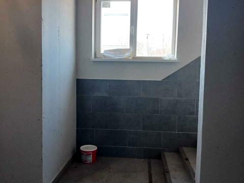 комерційна за адресою Єдності вул., 5