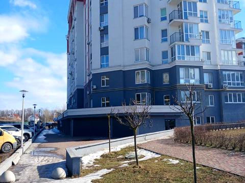 комерційна за адресою Єдності вул., 5