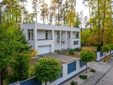 дом по адресу Привітна, 1