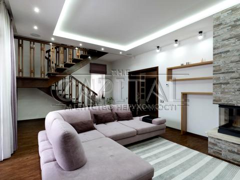 дом по адресу с. Гнедин, Беркута