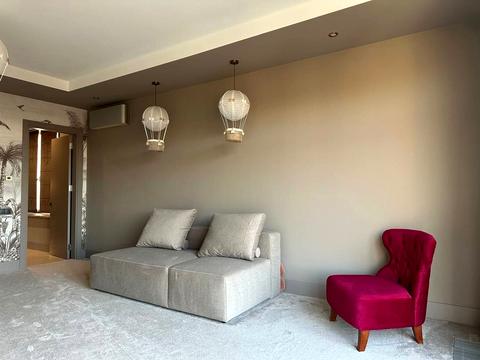 дом по адресу Плютовская ул.