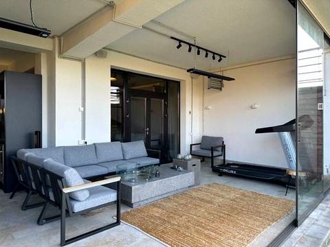 дом по адресу Плютовская ул.