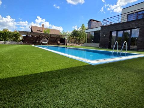 дом по адресу Плютовская ул.