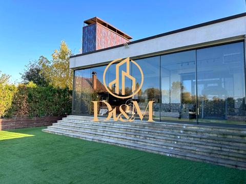 дом по адресу Плютовская ул.