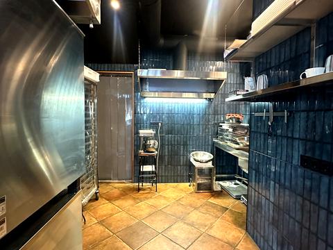 коммерческая по адресу Греческая ул., 1а