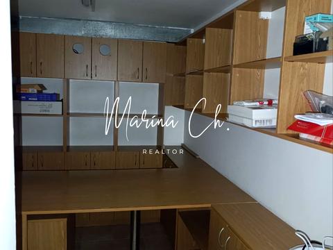 комерційна за адресою Дмитра Яворницького просп. (Карла Маркса), 46