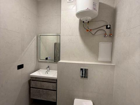 комерційна за адресою Соборна пл. (Жовтнева), 14