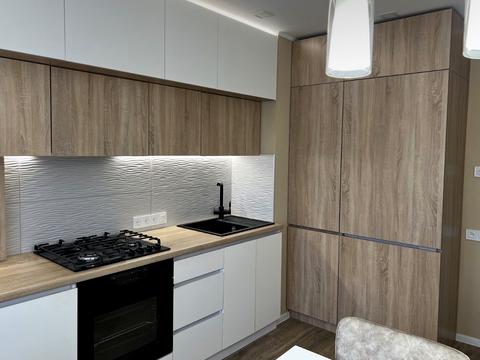 квартира за адресою Екіпажний пров., 1