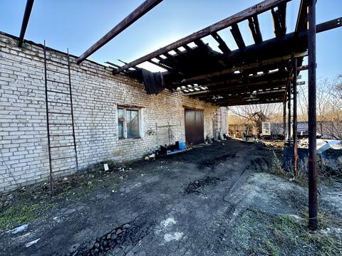 комерційна за адресою Сінна вул. (Добровольського), 1