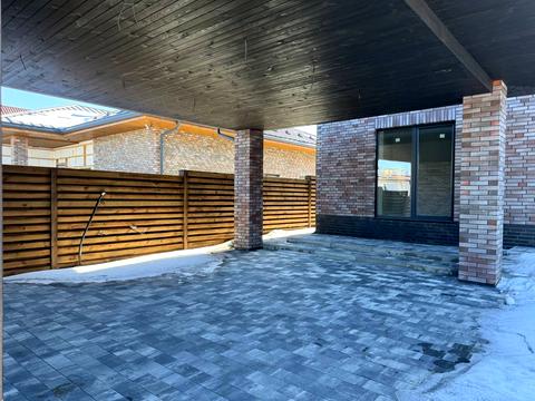 будинок за адресою Центральна вул.