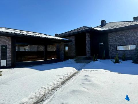 будинок за адресою Центральна вул.