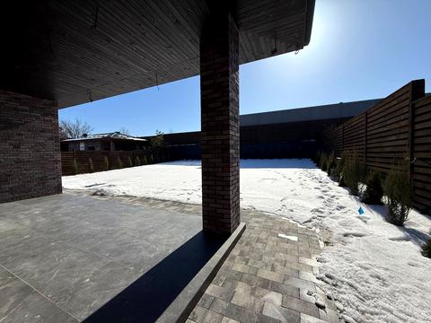 будинок за адресою Центральна вул.