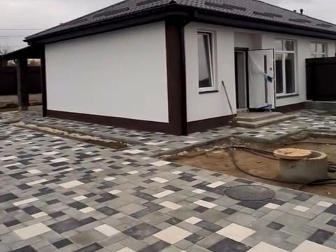 будинок за адресою Ліквідаторів ЧАЕС, 24