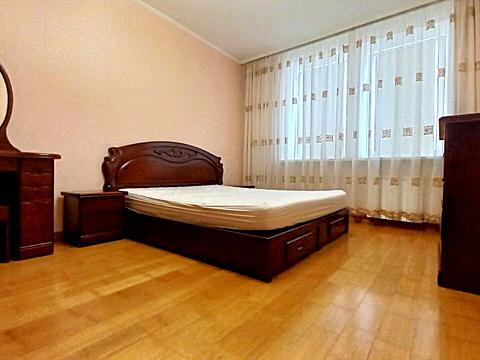 квартира за адресою Миколи Бажана просп., 10