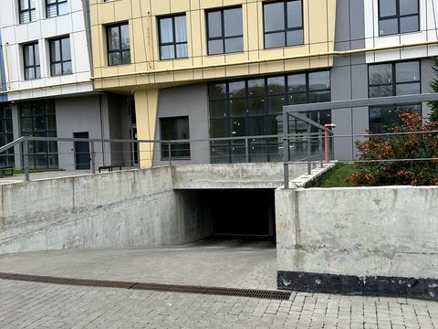 коммерческая по адресу Карла Мікльоша ул., 20-Б