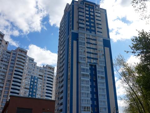 квартира за адресою Авіаконструктора Ігоря Сікорського вул. (Танкова), 1-А