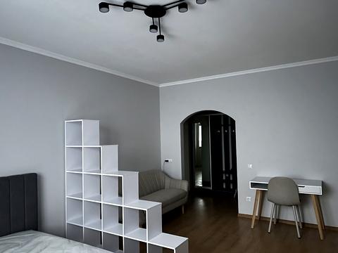 квартира за адресою Лукрецька вул., 3