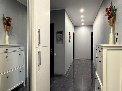 квартира за адресою Анни Ахматової вул., 22